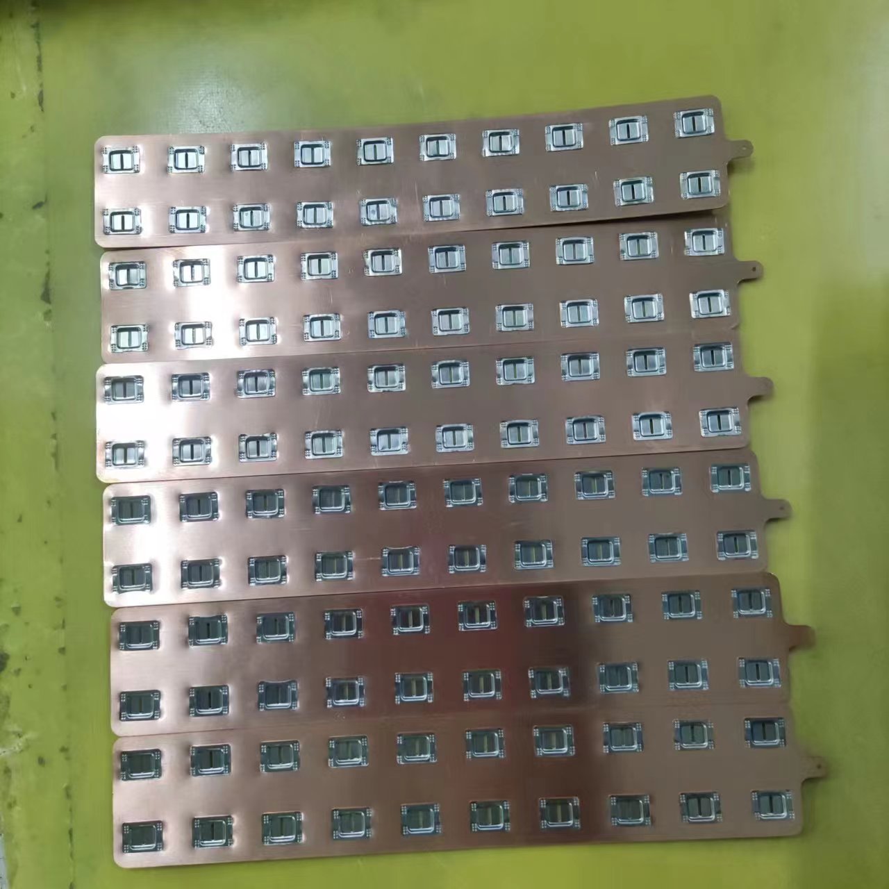 PunChron Sales 2*10P銅バスバーは、バッテ - Bus Bar Copper のレビューと価格